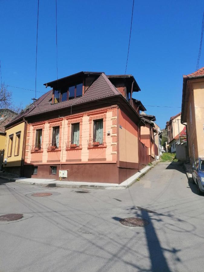 Cozy Attic Studio Brașov Exterior foto